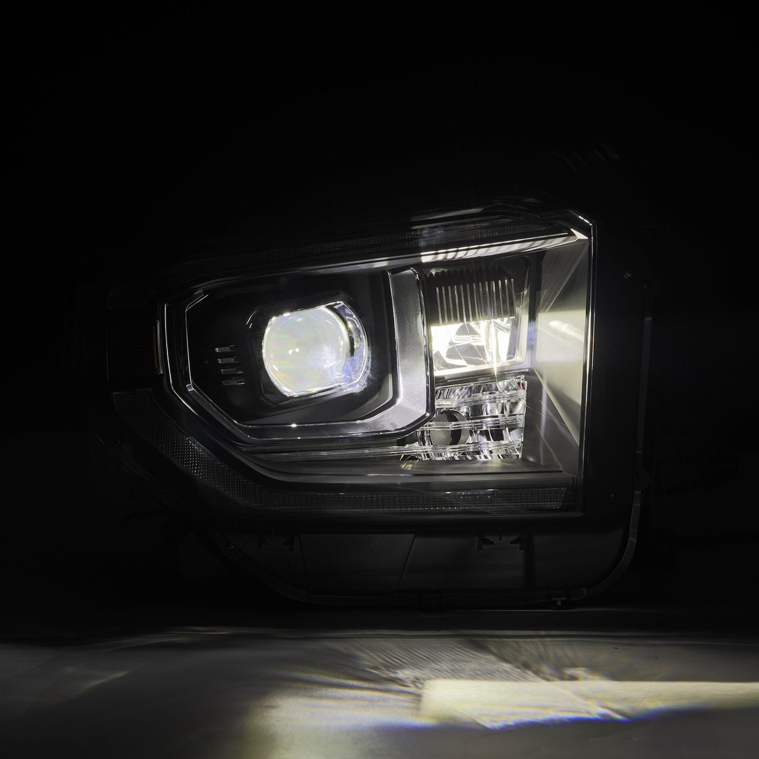 Luxx-Series Projector Headlights