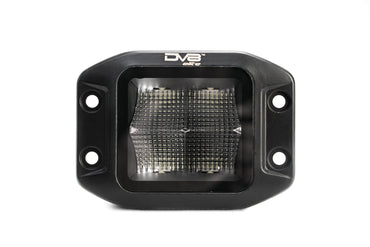 UNIVERSAL 3 in. CUBE LED LIGHT WITH FLOOD PATTERN AND FLUSH MOUNT PLATE BUILT IN